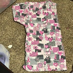 Scrub top gently worn